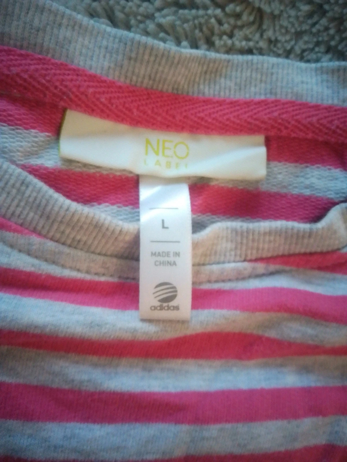 Top adidas neo talla L – photo 4